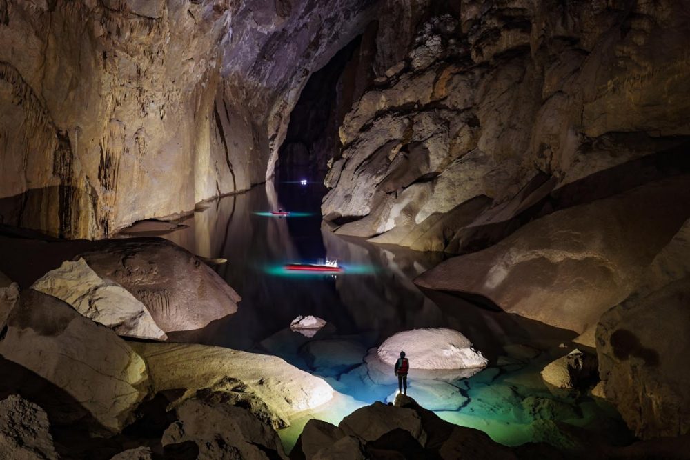 Descopera si tu cea mai spectaculoasa si mare peșteră din lume 